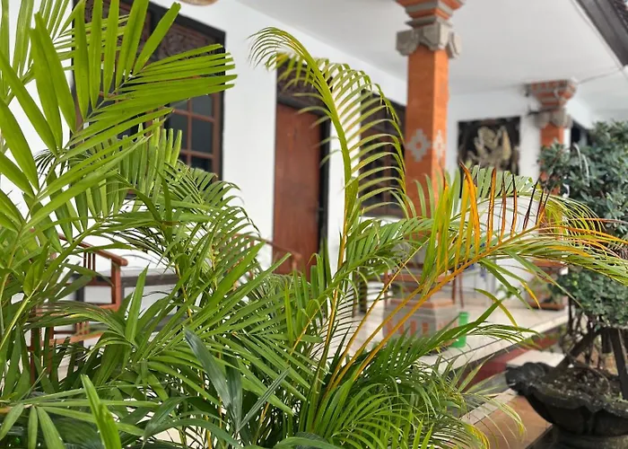 Js Guest House, 2 Minutes Walk To Guest house